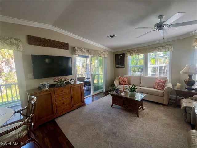 1284 Diamond Lake CIR, Naples, FL 34114