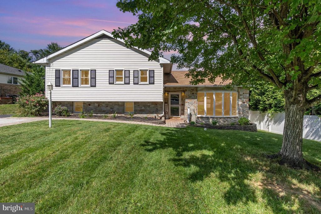 4806 ROYAHN AVE, Nottingham, MD 21236