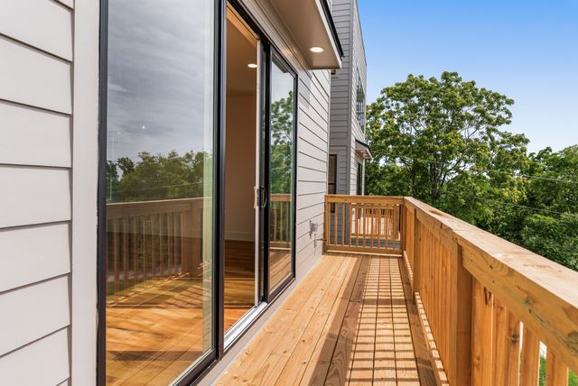 2158 Summitt Ave, Nashville, TN 37218