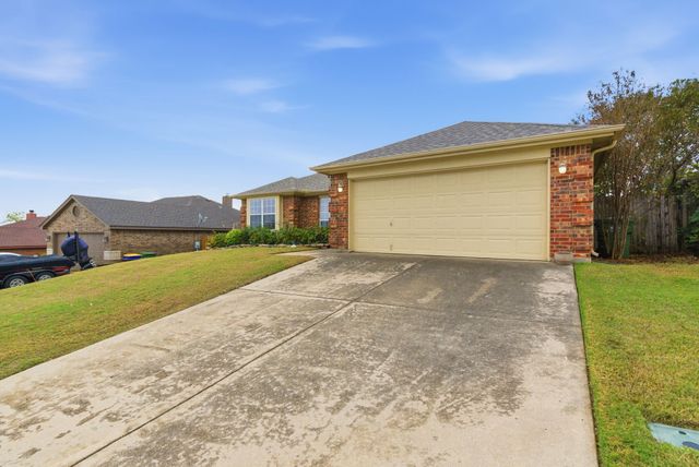 9321 Marie Court, White Settlement, TX 76108