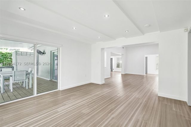 4726 Alton Rd, Miami Beach, FL 33140