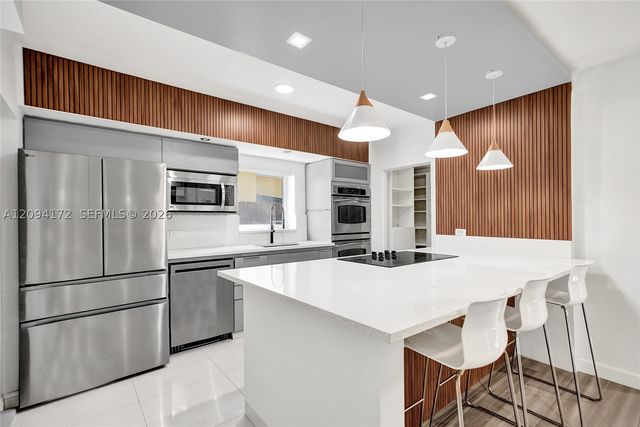 4726 Alton Rd, Miami Beach, FL 33140