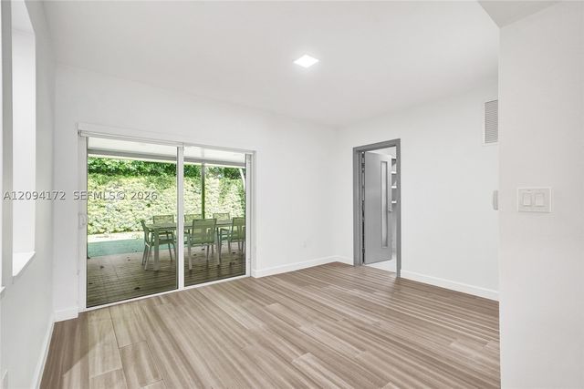 4726 Alton Rd, Miami Beach, FL 33140