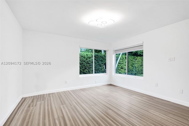 4726 Alton Rd, Miami Beach, FL 33140