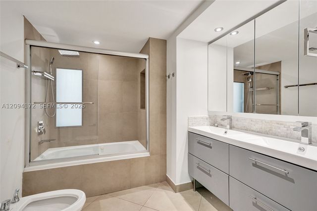 4726 Alton Rd, Miami Beach, FL 33140