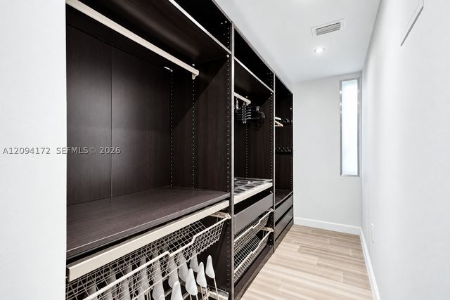 4726 Alton Rd, Miami Beach, FL 33140