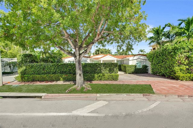 4726 Alton Rd, Miami Beach, FL 33140