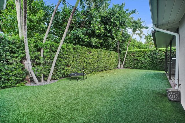 4726 Alton Rd, Miami Beach, FL 33140