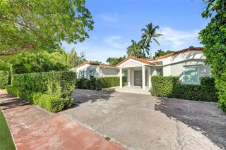 4726 Alton Rd, Miami Beach, FL 33140
