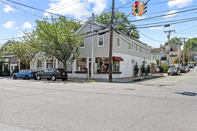 51 Spring Street C, Oyster Bay, NY 11771