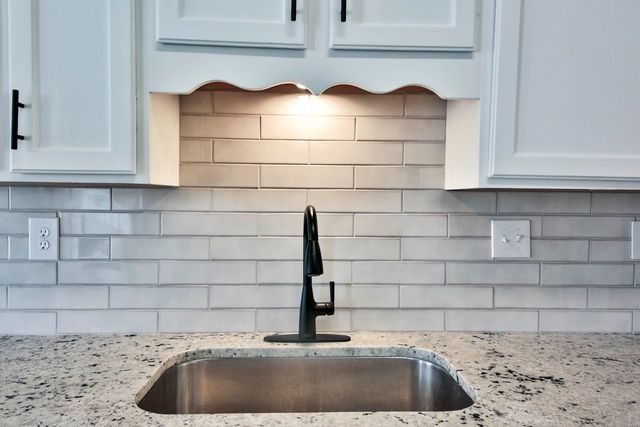 125 PINE RIDGE LN, Oakland, TN 38060