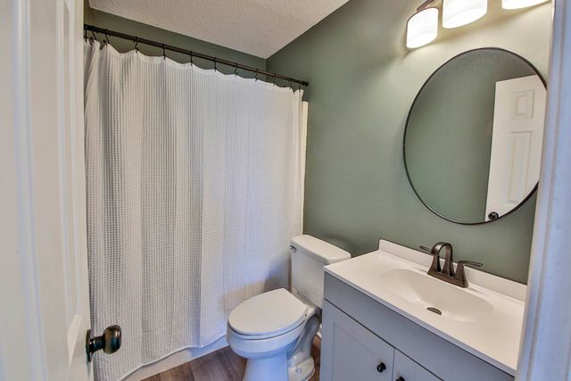 125 PINE RIDGE LN, Oakland, TN 38060