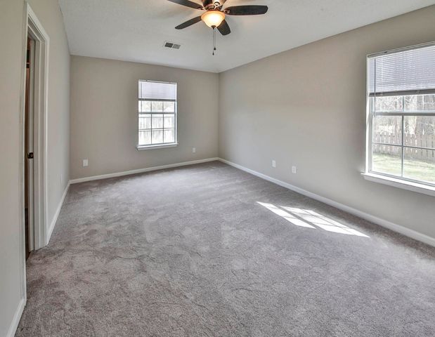 125 PINE RIDGE LN, Oakland, TN 38060