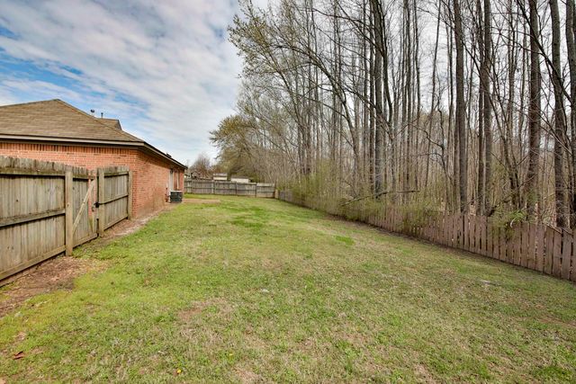 125 PINE RIDGE LN, Oakland, TN 38060