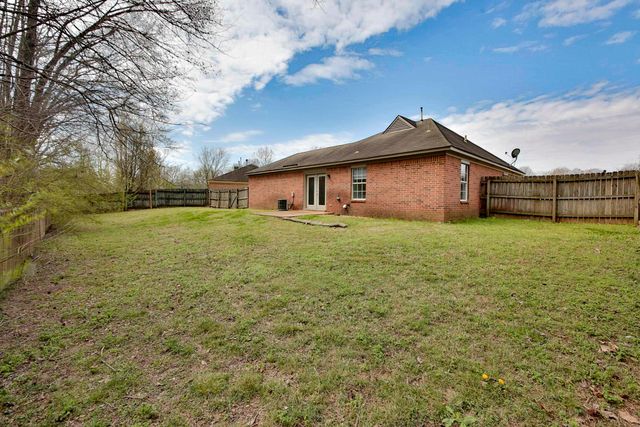 125 PINE RIDGE LN, Oakland, TN 38060