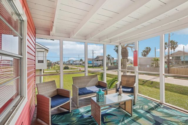 16535 Mansvelt Road, Jamaica Beach, TX 77554