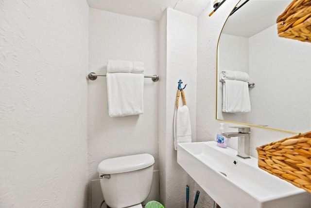 16535 Mansvelt Road, Jamaica Beach, TX 77554