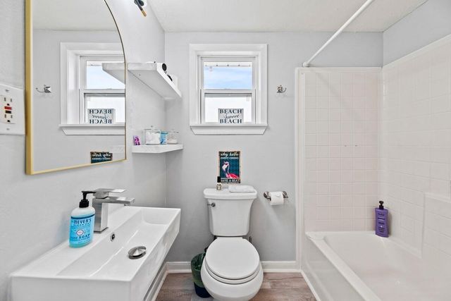 16535 Mansvelt Road, Jamaica Beach, TX 77554