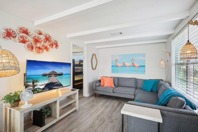 16535 Mansvelt Road, Jamaica Beach, TX 77554