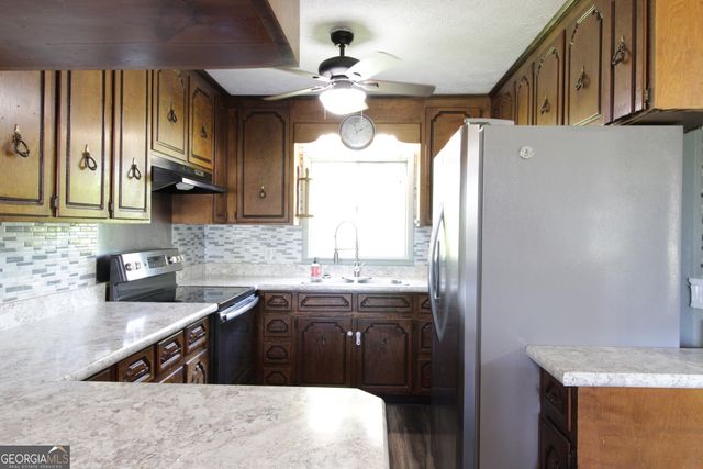 136 Morris Drive, Alma, GA 31510
