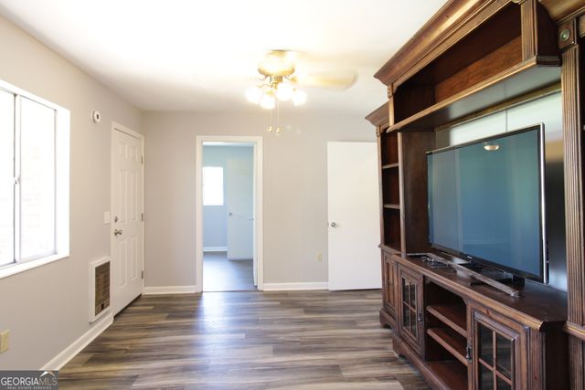 136 Morris Drive, Alma, GA 31510