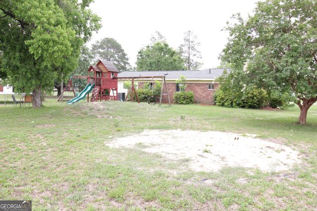 136 Morris Drive, Alma, GA 31510