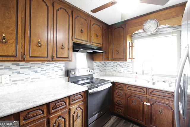 136 Morris Drive, Alma, GA 31510