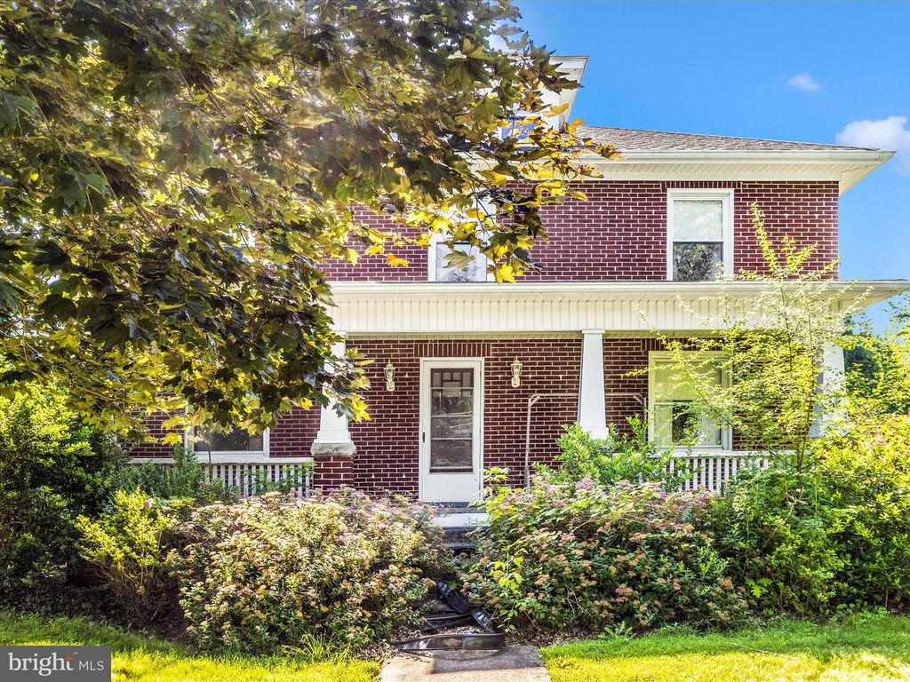 43 CRYSTAL FALLS DR, Smithsburg, MD 21783
