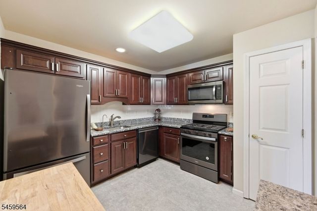 347 Winthrop Dr, Nutley Twp., NJ 07110