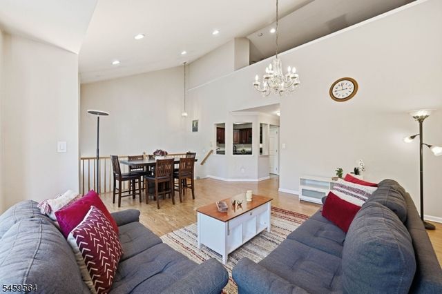 347 Winthrop Dr, Nutley Twp., NJ 07110