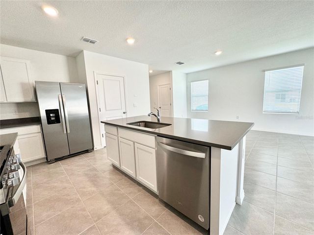 35629 KINSEY POINT, Zephyrhills, FL 33541