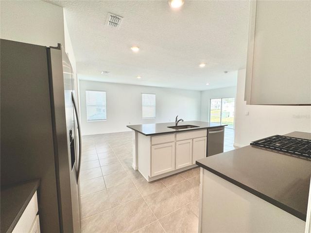 35629 KINSEY POINT, Zephyrhills, FL 33541