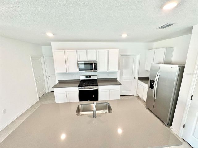 35629 KINSEY POINT, Zephyrhills, FL 33541