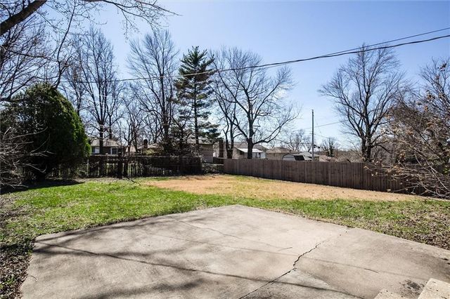 7917 E 117th Street, Kansas City, MO 64134