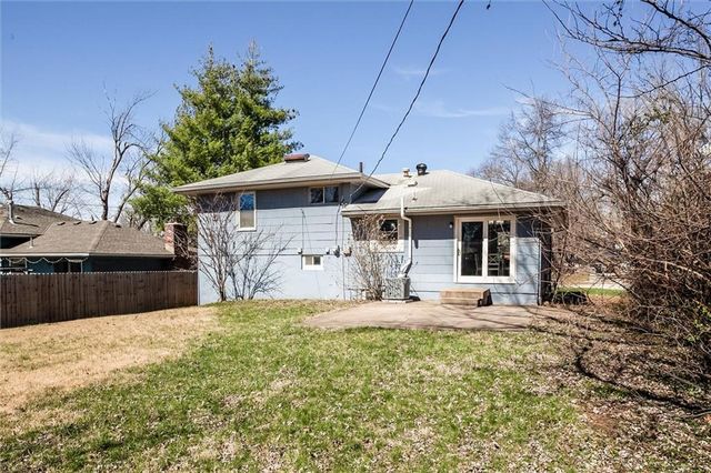 7917 E 117th Street, Kansas City, MO 64134