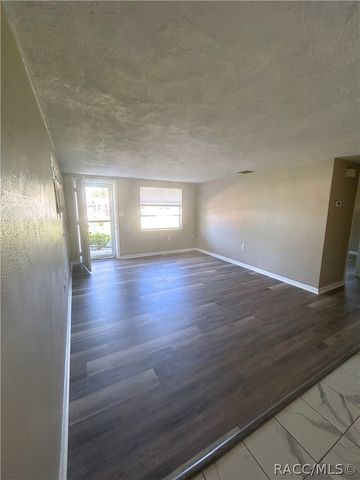 6 Donna Street, Beverly Hills, FL 34465