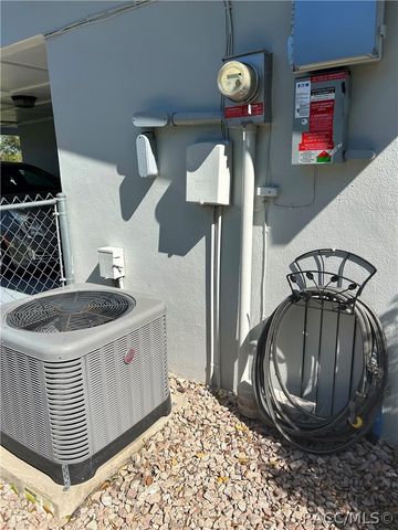 6 Donna Street, Beverly Hills, FL 34465