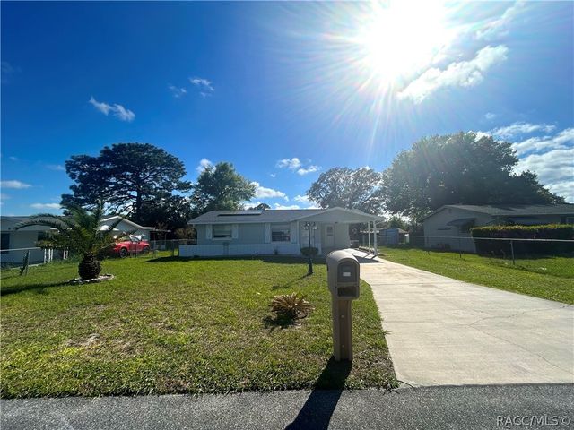 6 Donna Street, Beverly Hills, FL 34465