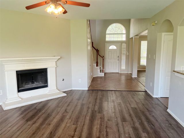 140 Pecanwood S, Kyle, TX 78640