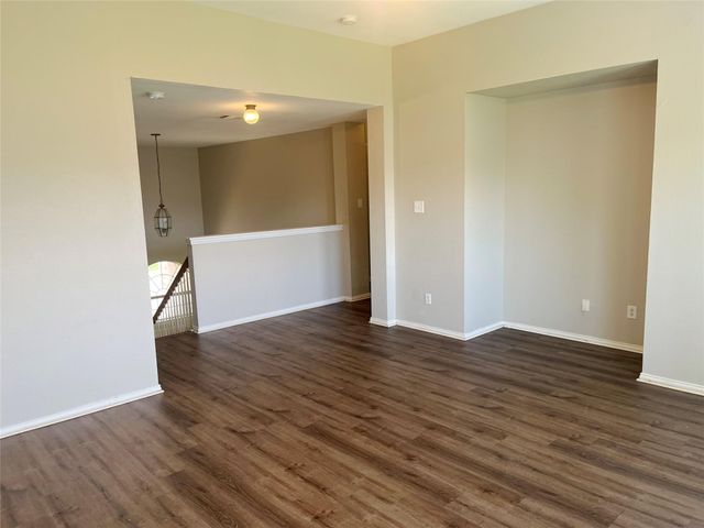 140 Pecanwood S, Kyle, TX 78640