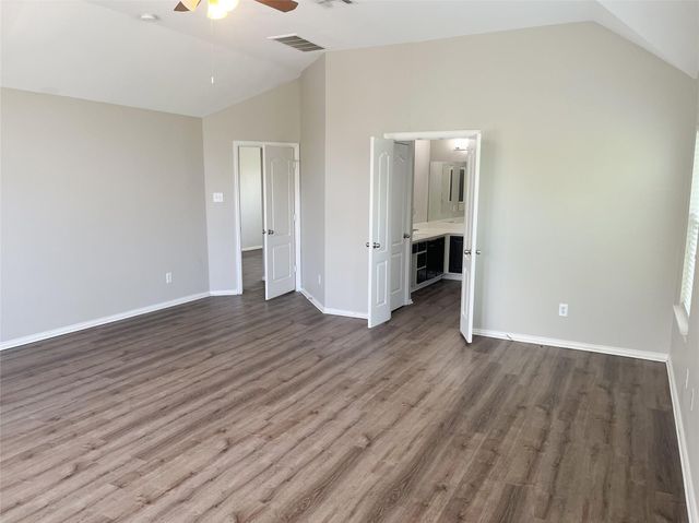140 Pecanwood S, Kyle, TX 78640