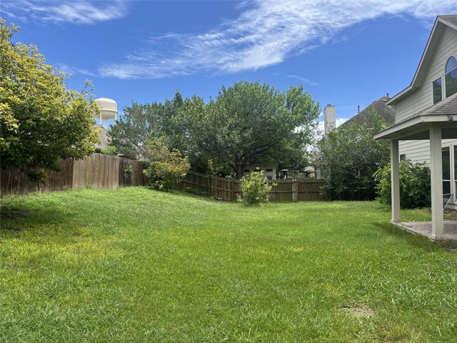 140 Pecanwood S, Kyle, TX 78640