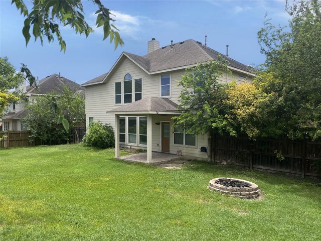 140 Pecanwood S, Kyle, TX 78640