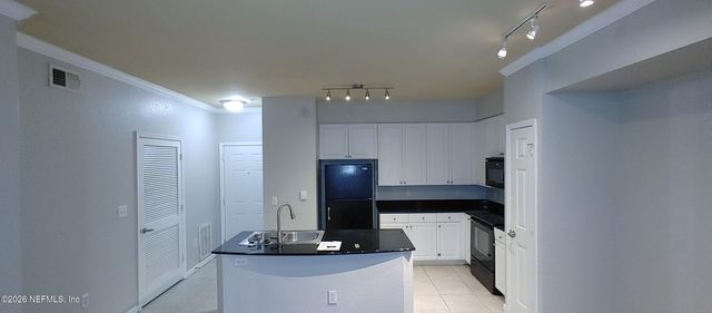 8539 GATE Parkway W 9129, Jacksonville, FL 32216