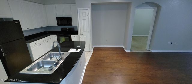 8539 GATE Parkway W 9129, Jacksonville, FL 32216