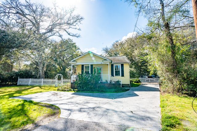 1235 Ashley Hall Road, Charleston, SC 29407