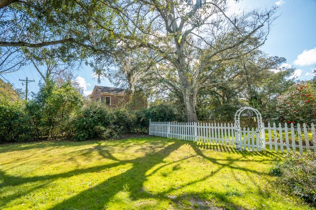 1235 Ashley Hall Road, Charleston, SC 29407