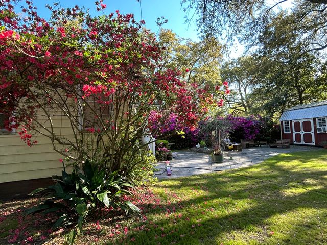 1235 Ashley Hall Road, Charleston, SC 29407