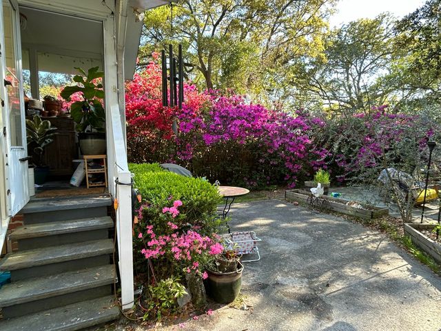 1235 Ashley Hall Road, Charleston, SC 29407