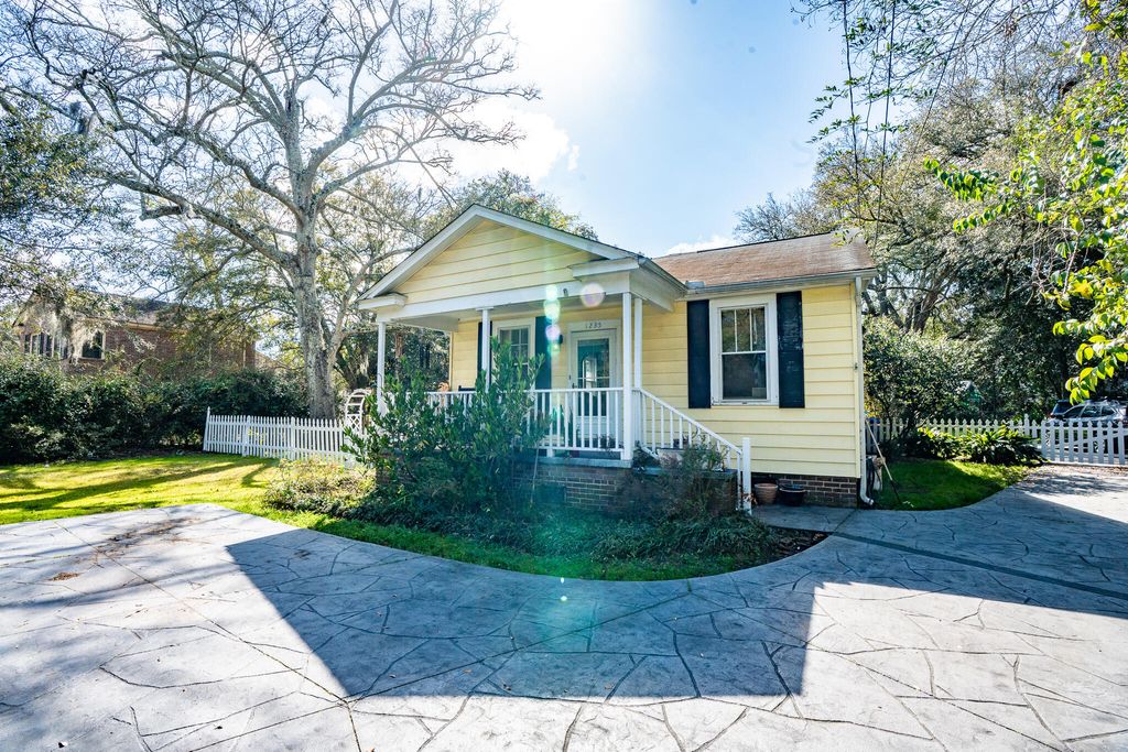 1235 Ashley Hall Road, Charleston, SC 29407
